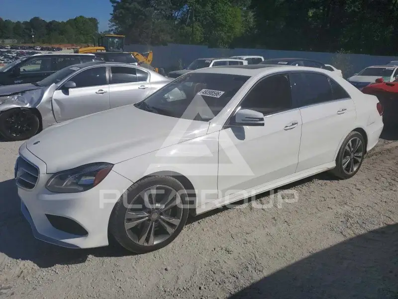 2016 Mercedes Benz E-Class фото