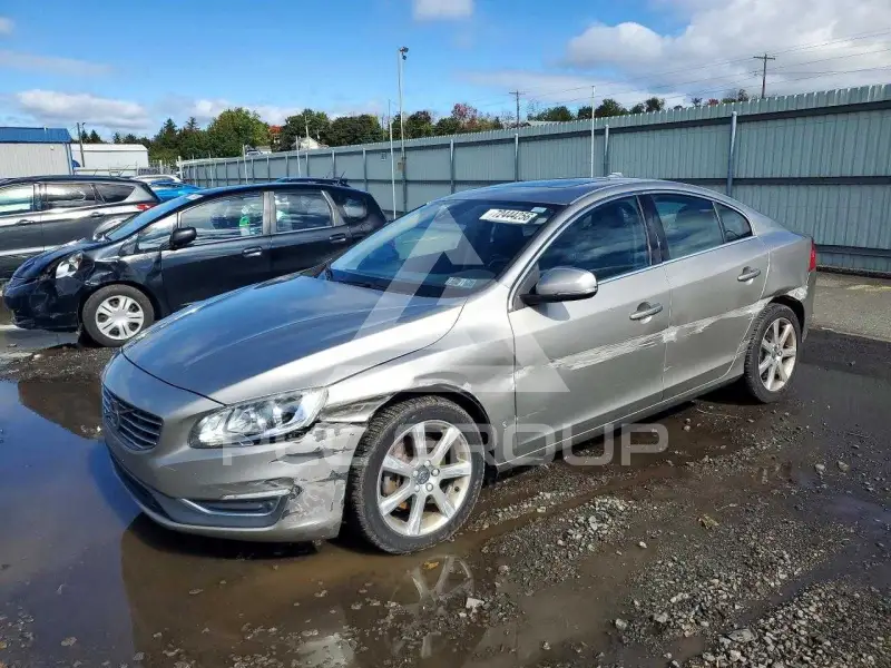 2016 Volvo S60 фото