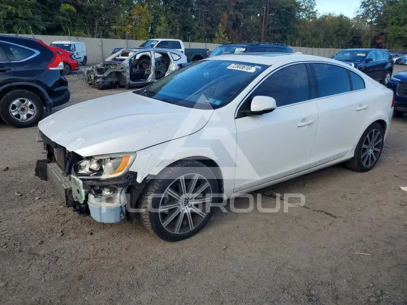 2016 Volvo S60 фото