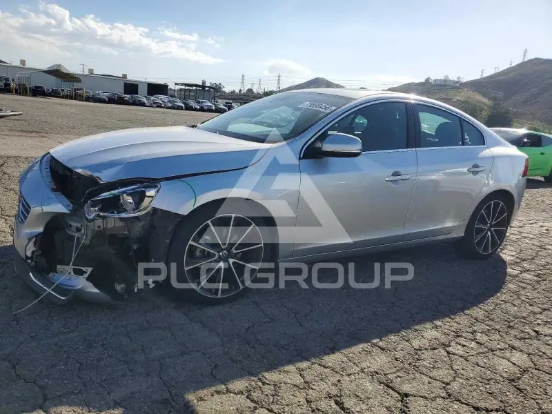 2016 Volvo S60 фото