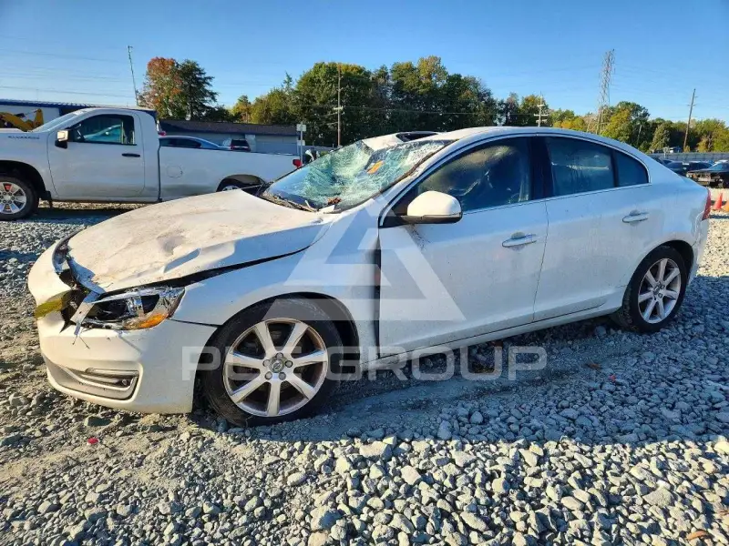 2016 Volvo S60 фото