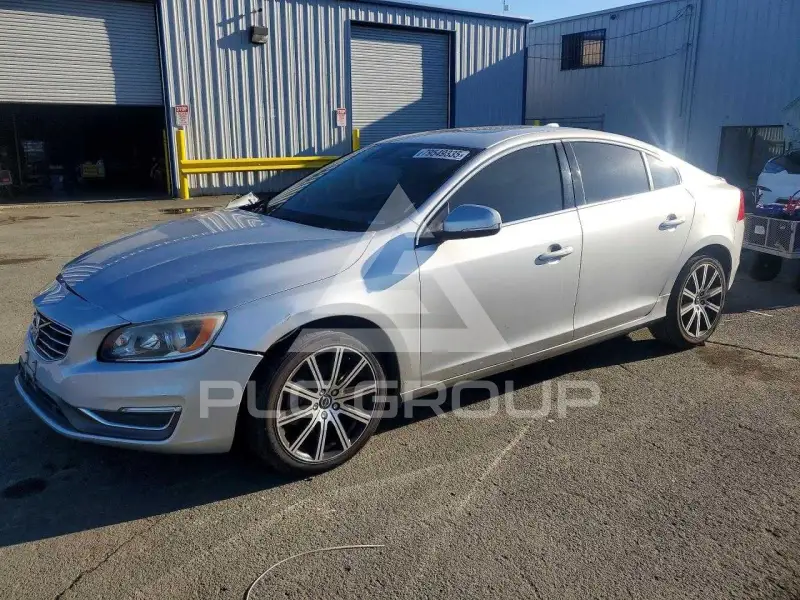 2016 Volvo S60 фото
