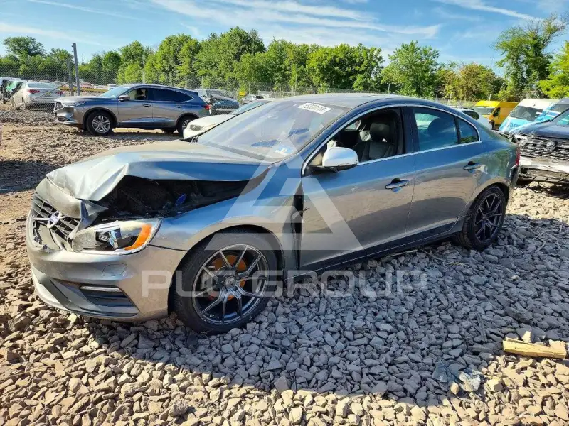 2016 Volvo S60 фото