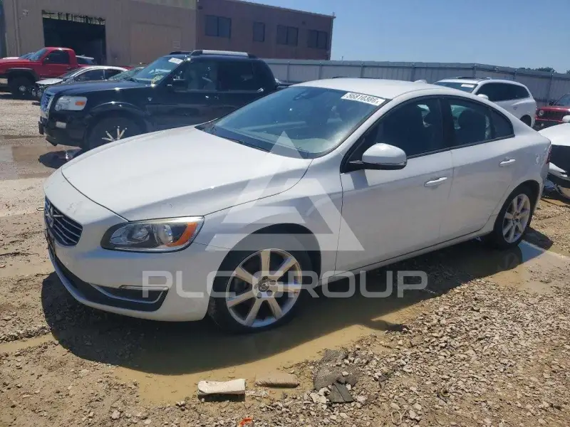 2016 Volvo S60 фото