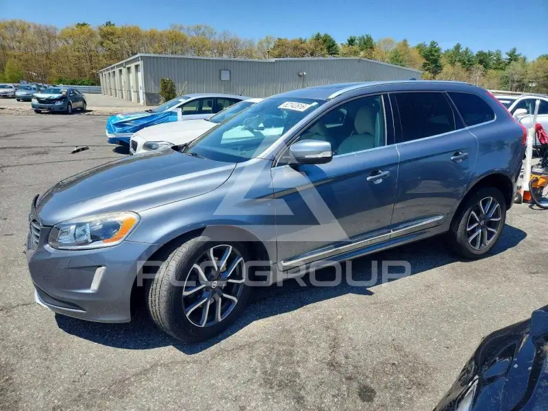 2016 Volvo XC60 фото