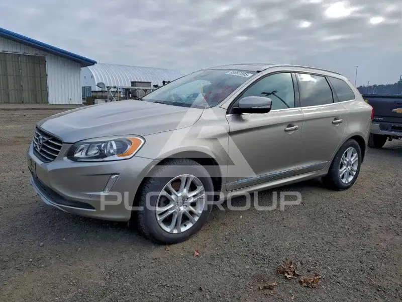 2016 Volvo XC60 photo