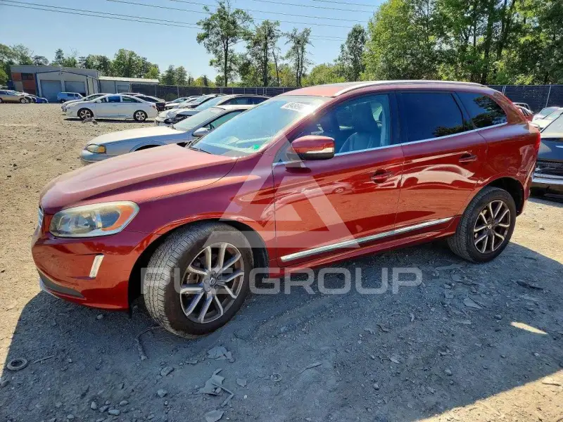 2016 Volvo XC60 photo