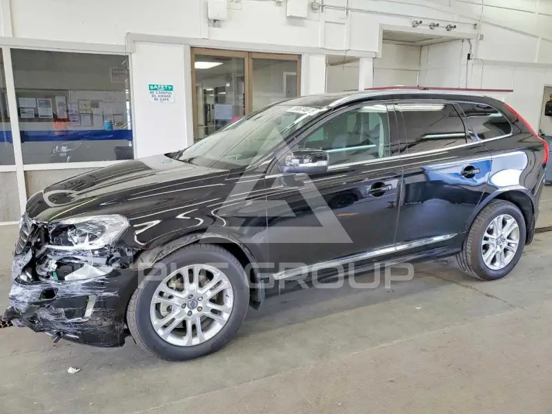 2016 Volvo XC60 photo