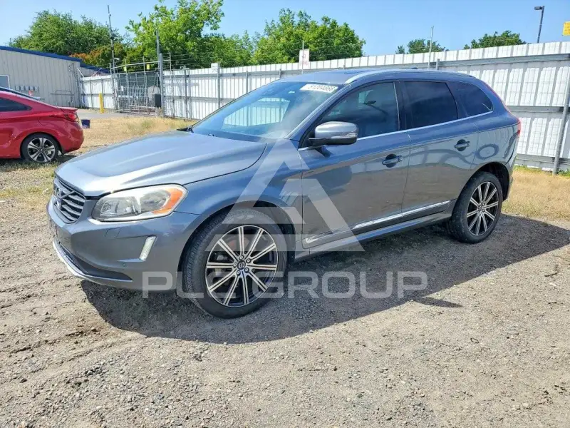 2016 Volvo XC60 photo