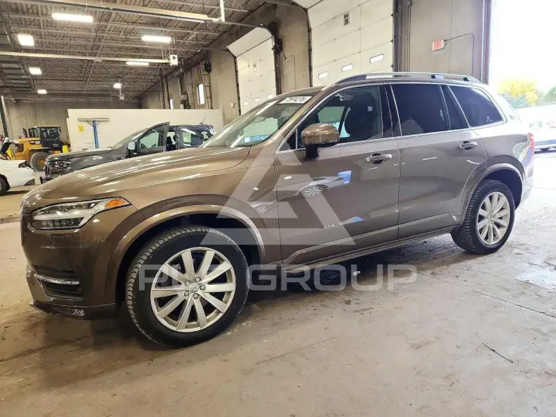 2016 Volvo XC90 фото