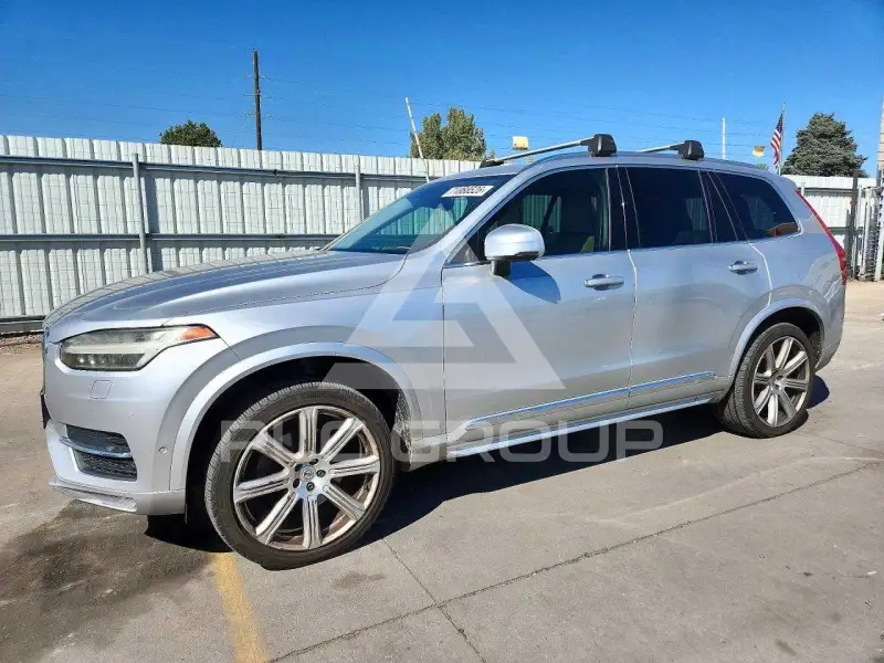 2016 Volvo XC90 фото