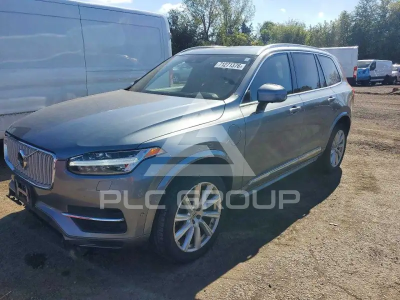 2016 Volvo XC90 фото