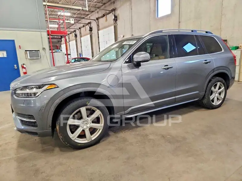 2016 Volvo XC90 photo