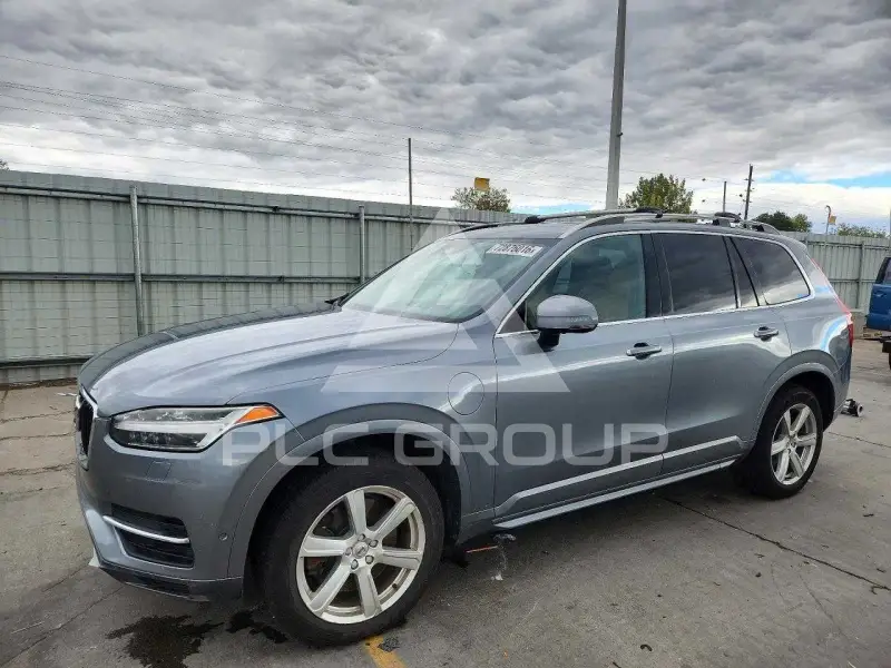 2016 Volvo XC90 фото