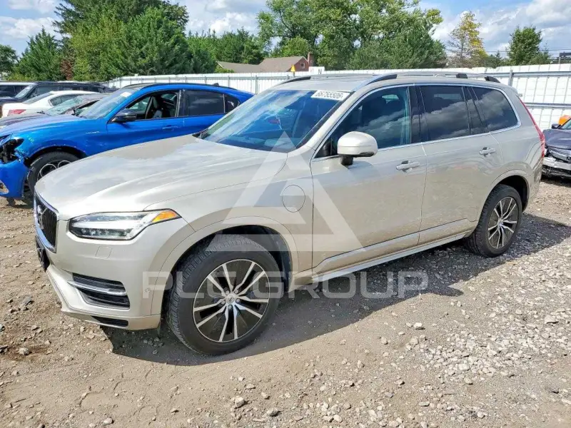 2016 Volvo XC90 photo