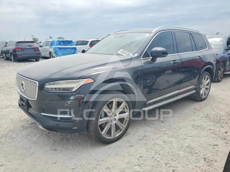 2016 Volvo XC90 фото