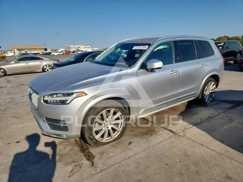 2016 Volvo XC90 фото