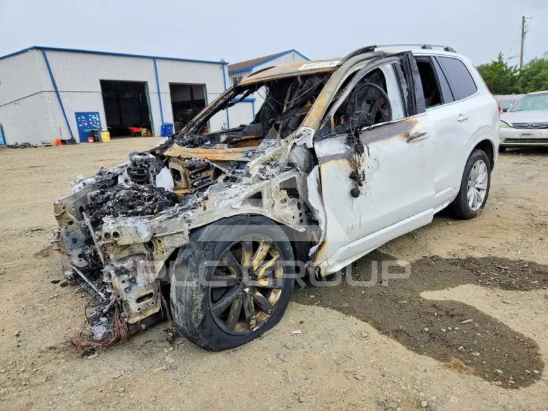 2016 Volvo XC90 фото