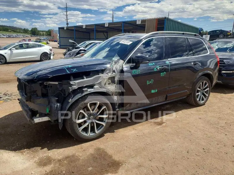 2016 Volvo XC90 фото