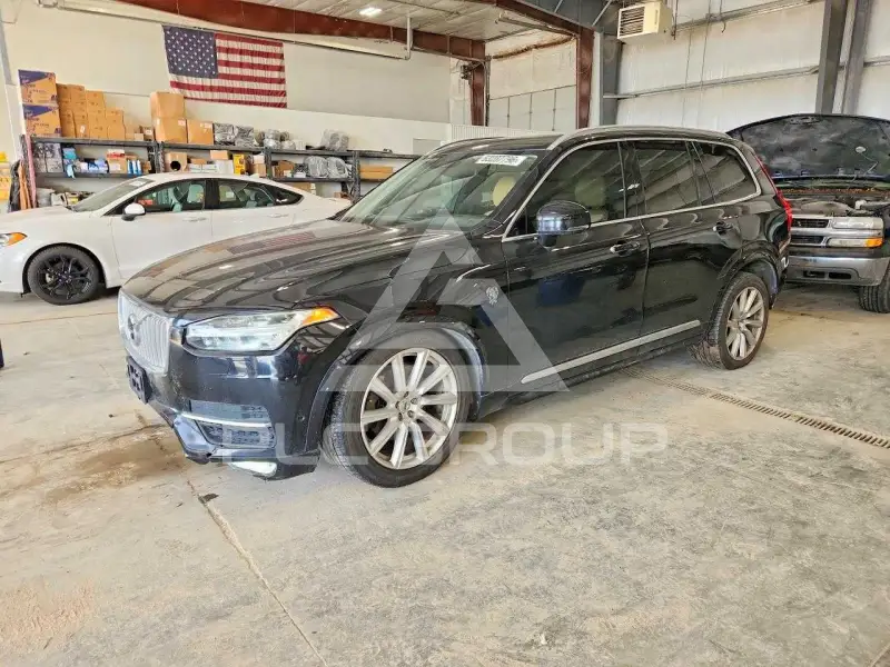 2016 Volvo XC90 photo