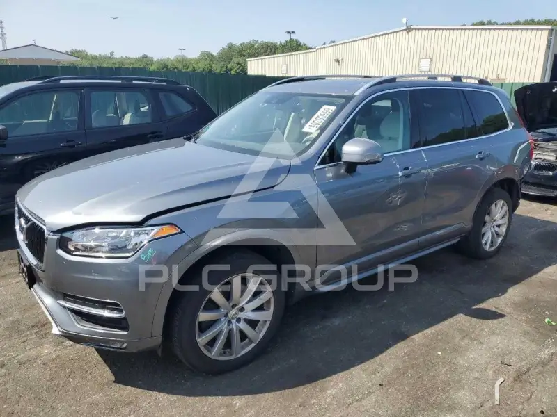 2016 Volvo XC90 photo