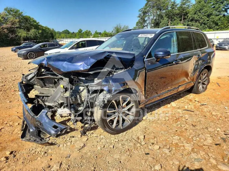 2016 Volvo XC90 фото