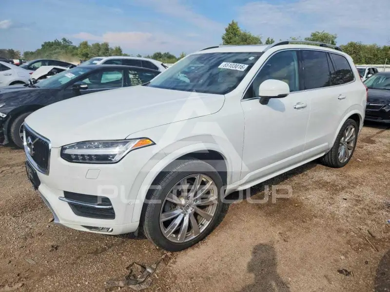 2016 Volvo XC90 photo