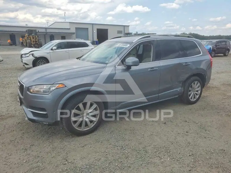 2016 Volvo XC90 photo
