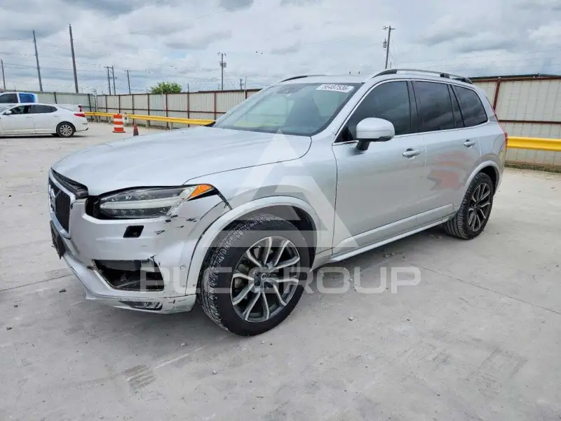 2016 Volvo XC90 photo