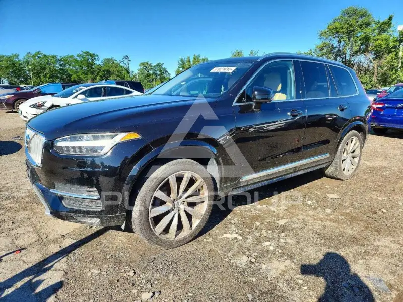 2016 Volvo XC90 фото