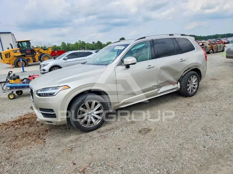 2016 Volvo XC90 photo