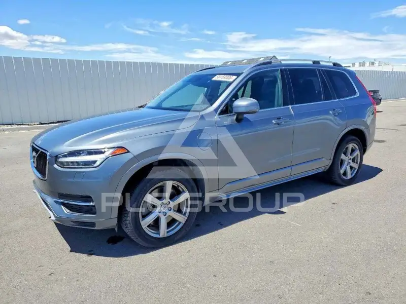 2016 Volvo XC90 фото