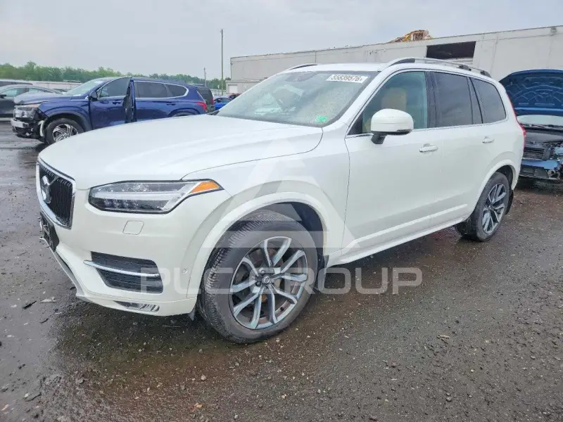 2016 Volvo XC90 photo