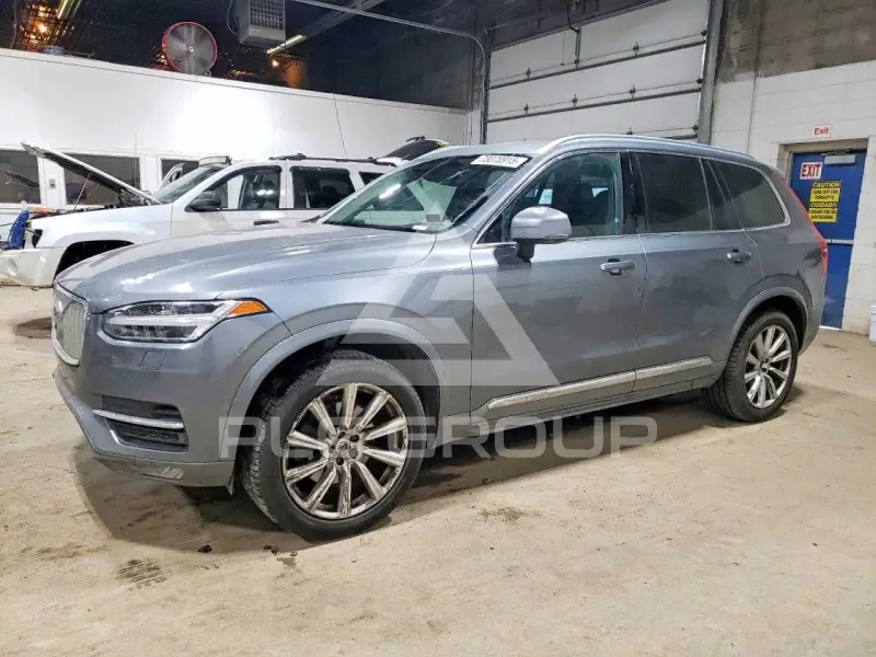 2016 Volvo XC90 фото
