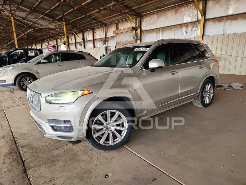 2016 Volvo XC90 фото