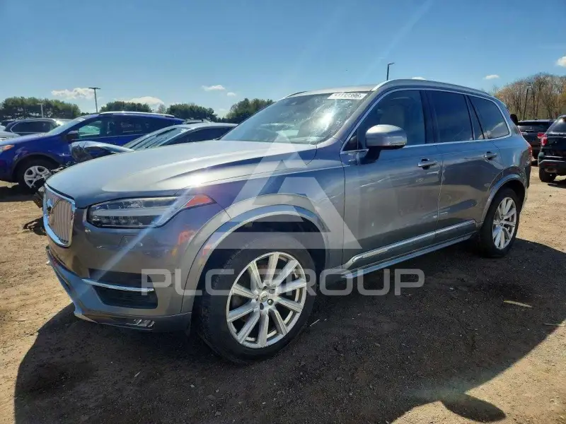 2016 Volvo XC90 photo