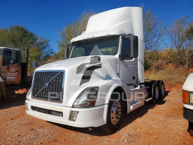2016 Volvo VNL фото