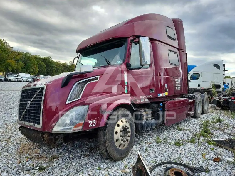 2016 Volvo VNL photo