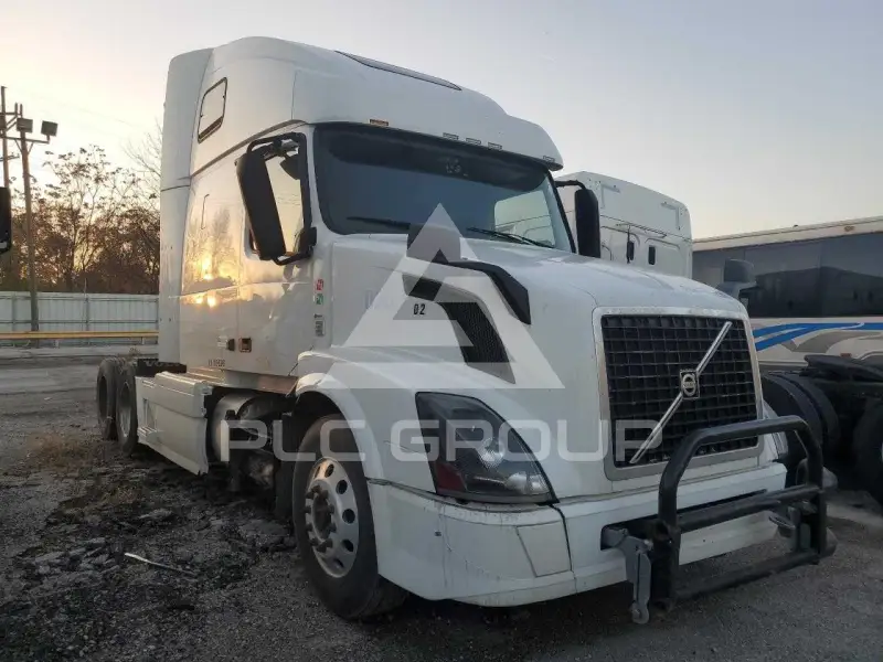 2016 Volvo VNL фото