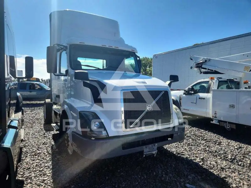 2016 Volvo VNL фото