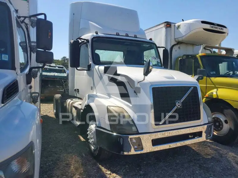 2016 Volvo VNL фото