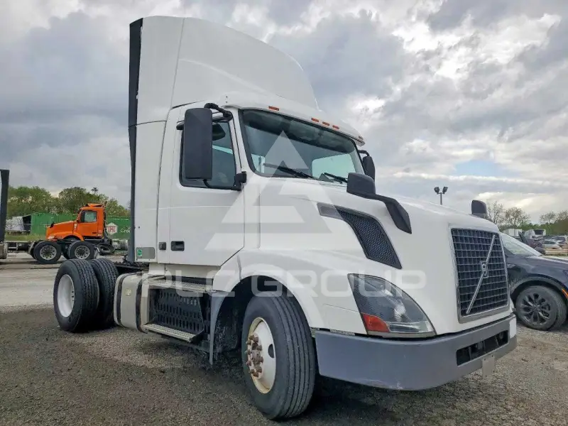 2016 Volvo VNL фото