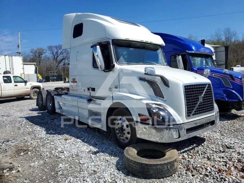 2016 Volvo VNL фото