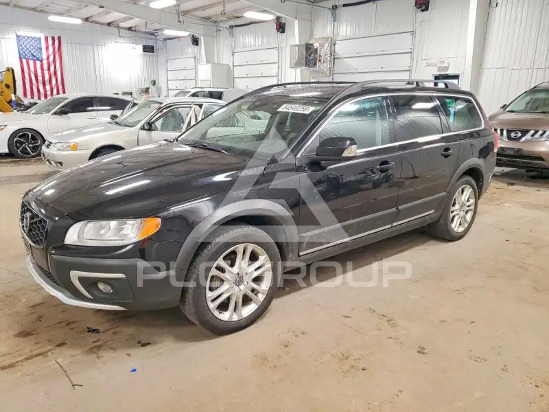 2016 Volvo XC70 photo