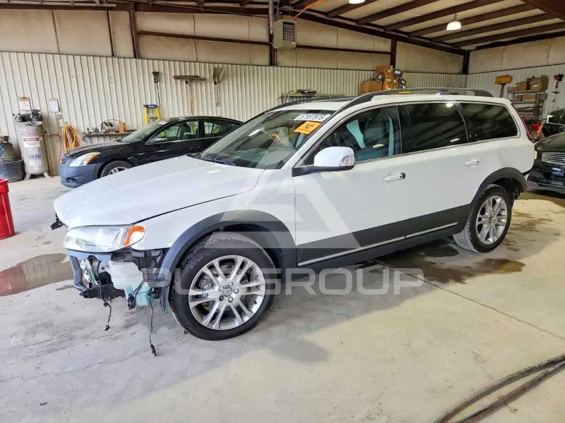 2016 Volvo XC70 photo