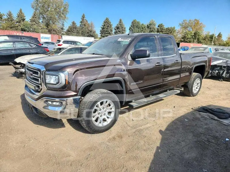 2016 GMC Sierra photo