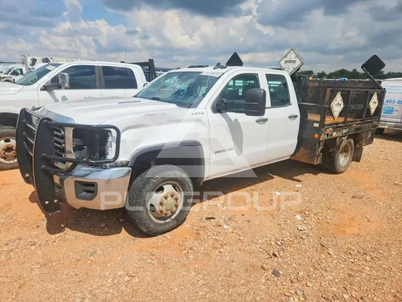 2016 GMC Sierra photo