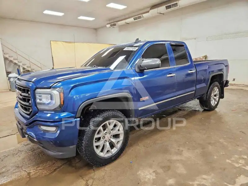 2016 GMC Sierra photo
