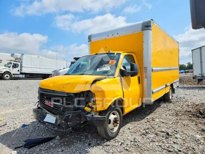 2016 GMC Savana фото