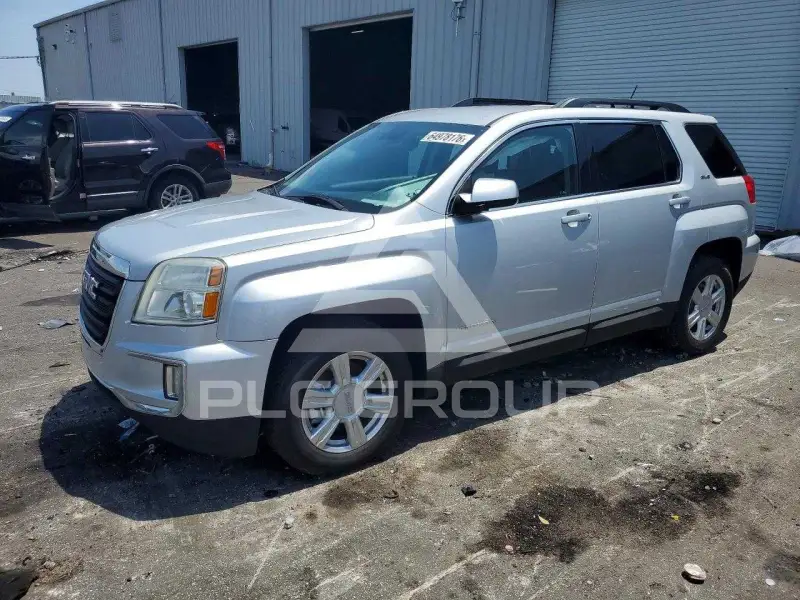 2016 GMC TERRAIN photo